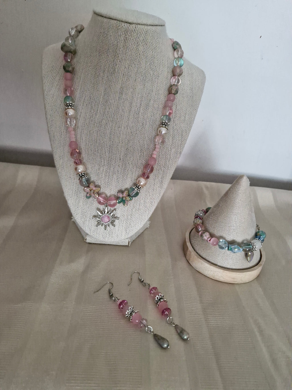 Blush Meadow Jewellery Set