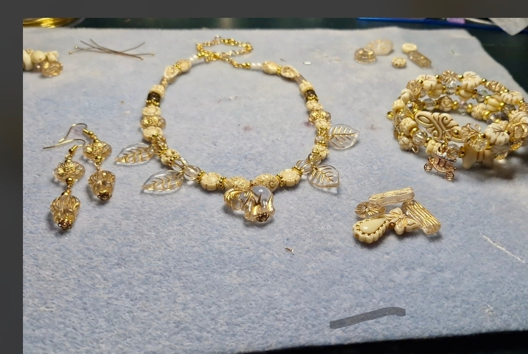 Handmade Vintage Mythology Jewellery Set – Ivory Bead Necklace, Bracelet & Earrings, Elephant Pendant